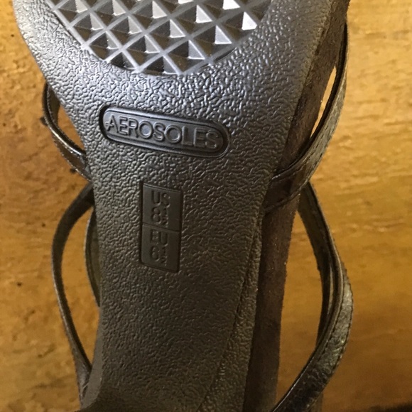 Aerosoles Strappy Black Kitten Heels size 8 1/2 - Picture 8 of 8